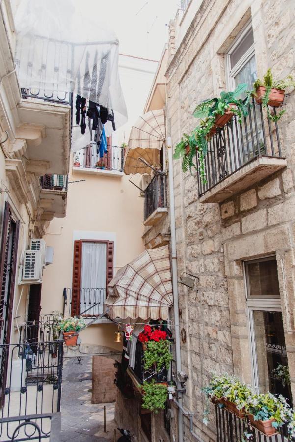 Palazzo Le Travi Hotel Bari Exterior photo